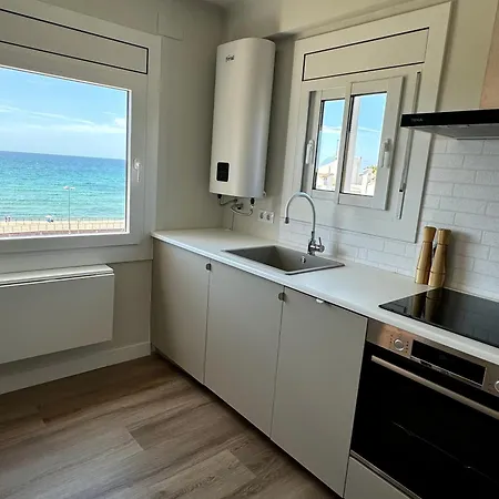 Dorada Tropicana Beach Apartment